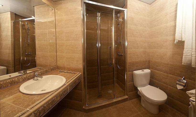 اتاق استاندارد, Kras Hotel Resort Spa