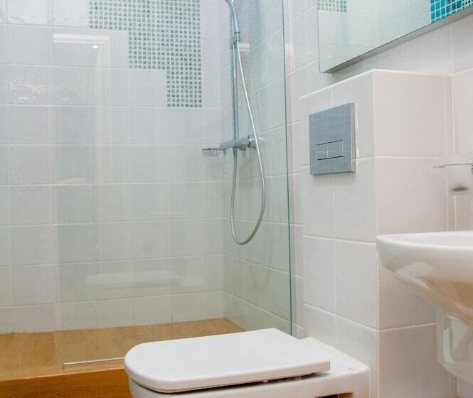 Апартаменты 1 Спальня, Modern History Apartments