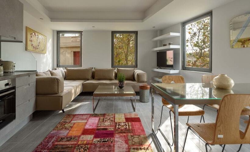 דירת חדר, Fos Residential Apartments