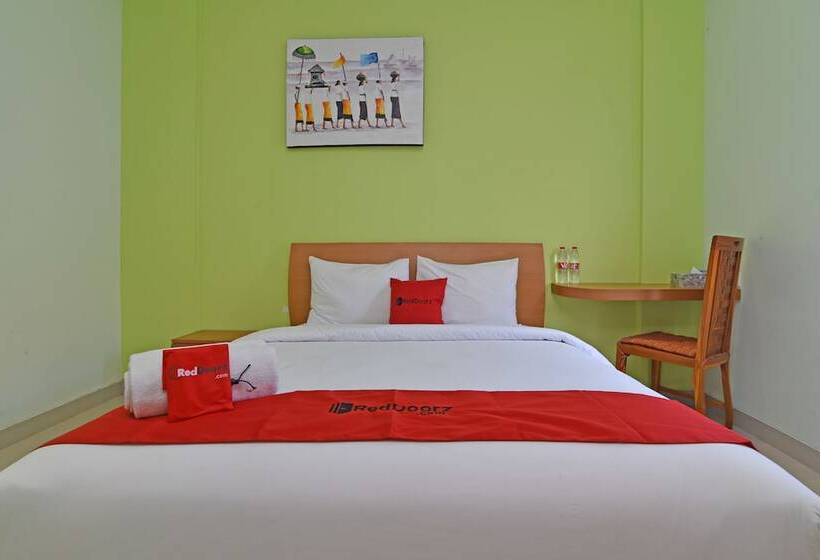 Номер Economy, Reddoorz Plus @ Mahendradatta Denpasar