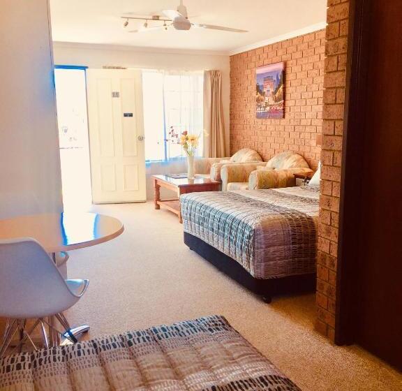 스탠다드 룸, Colonial Motor Inn Pambula