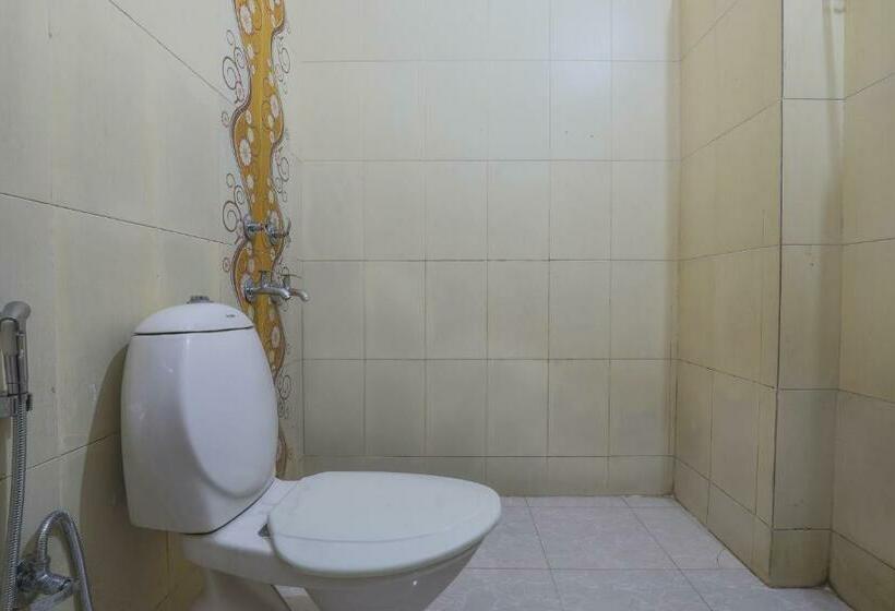اتاق ساده سه‌ نفره, Sweet Home Dx I Nearby New Delhi Railway Station