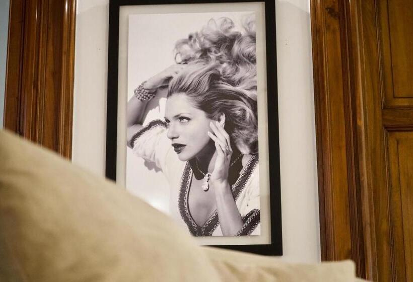 سوییت لوکس, La Fiermontina Palazzo Bozzi Corso