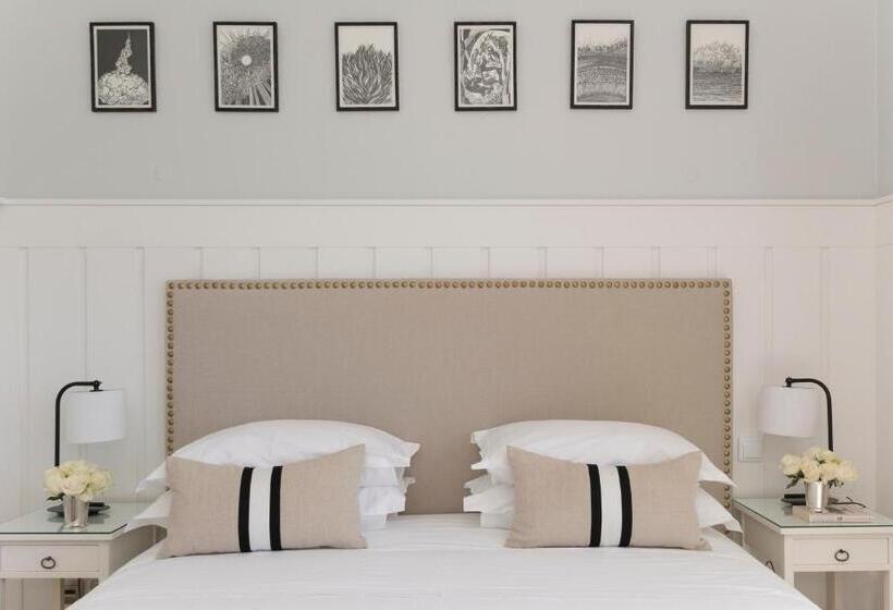 اتاق لوکس با وان آب گرم, Cascais Casa Laranja