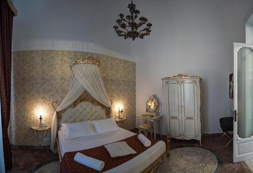 سوییت لوکس, Palermo Gallery