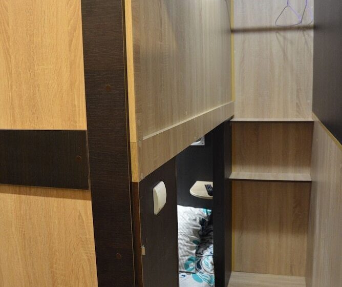 이코노미 룸, Capsule Hotel Aloha