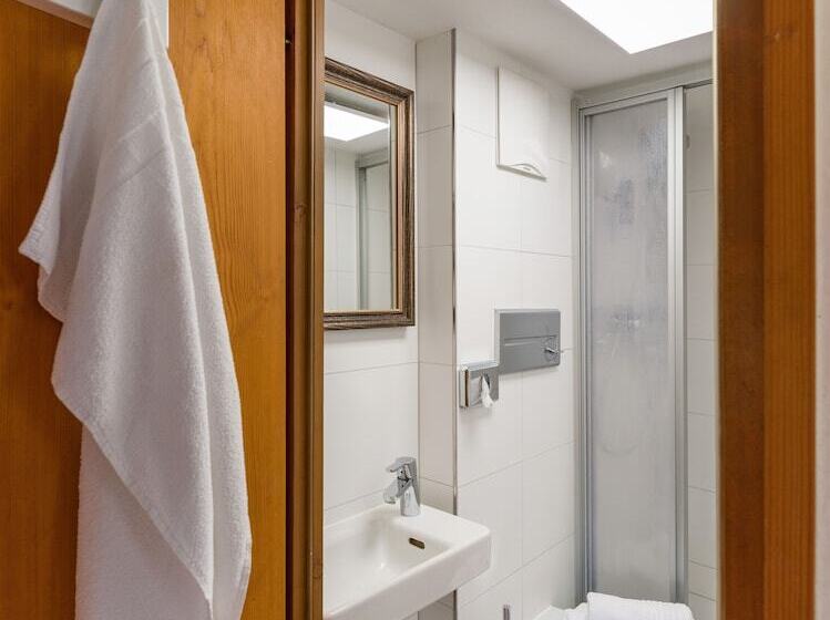 Трехместный Номер Классика, Berg K Hof Kaisertal  Alpine Hideaway