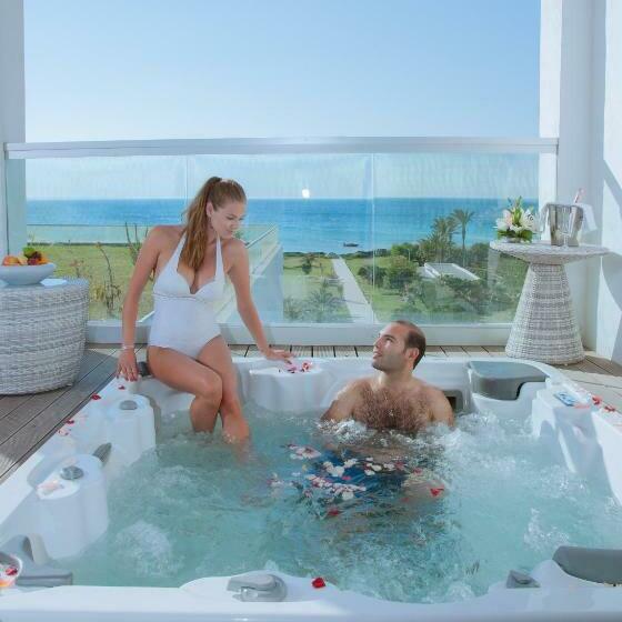 带按摩浴盆的套房, Royal Thalassa Monastir
