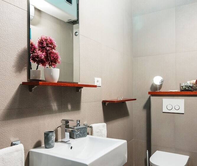 غرفة بريميوم, Riva Luxury Rooms