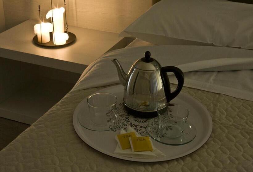 اتاق استاندارد چهار تخته, Domus Roma