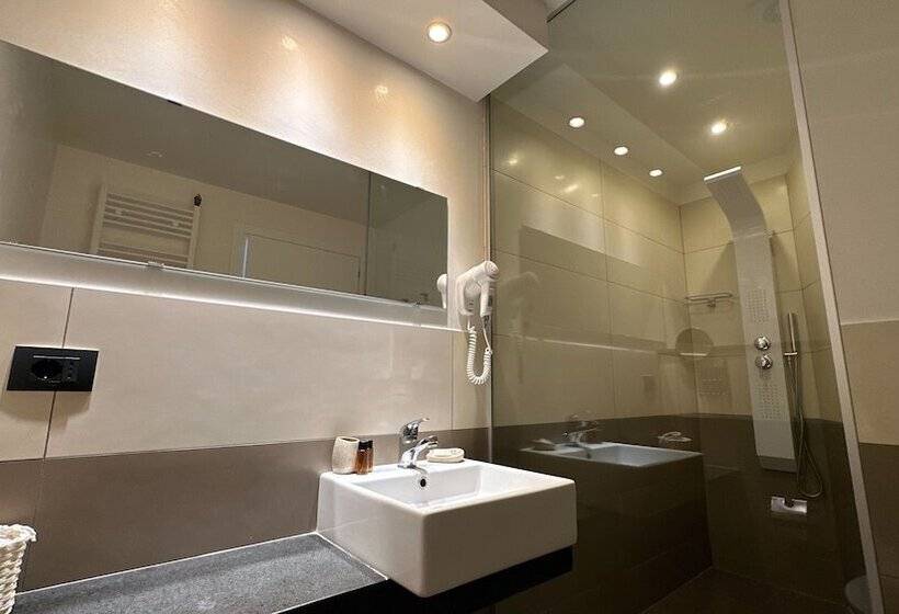 اتاق استاندارد سه نفره, Ottomood B&b And Apartments