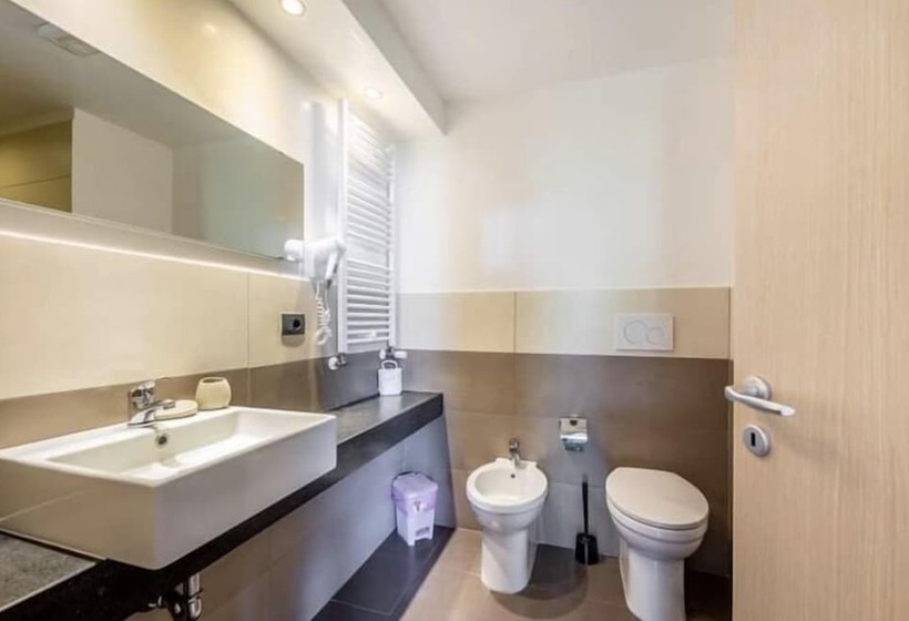اتاق استاندارد چهار تخته, Ottomood B&b And Apartments
