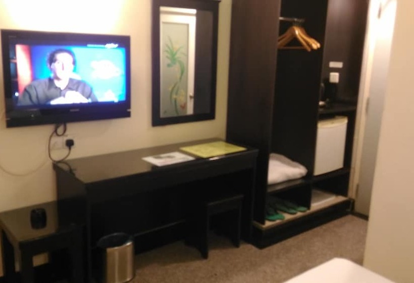 Номер Стандарт, Sri Puchong
