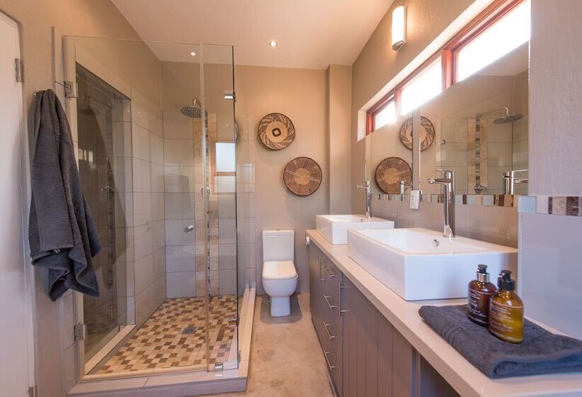 Люкс Повышенной Комфортности, Ekhaya Bush Villa