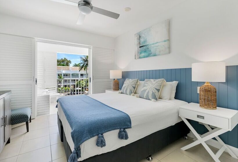 带泳池景观的高档工作室, Elysium Private Apartments At The Beach Club