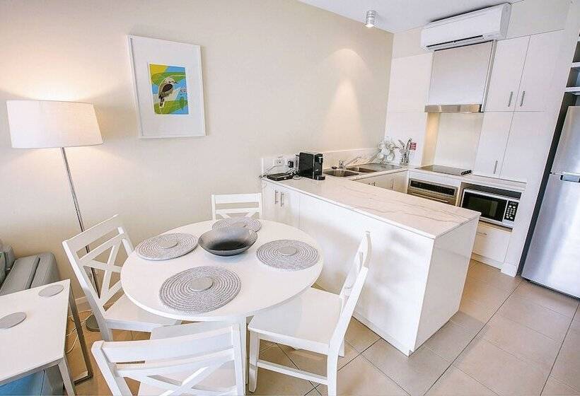 带两个卧室的顶楼公寓, Elysium Private Apartments At The Beach Club