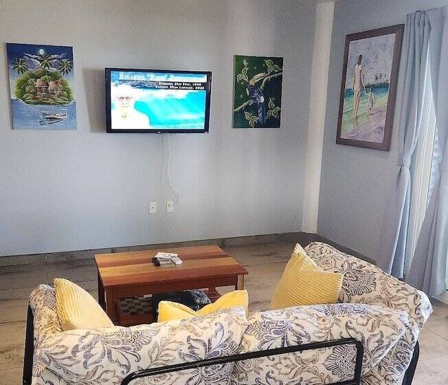 수피리어 스위트, Maya Beach