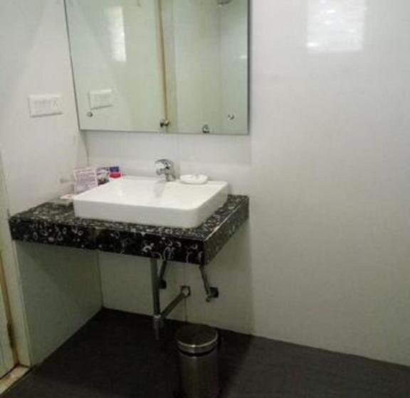 خانه 1 خوابه, Top3 Lords Resort Bhavnagar