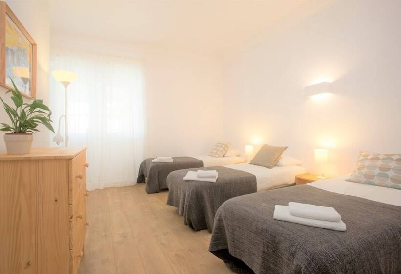 اتاق استاندارد سه نفره, Amar Hostel & Suites