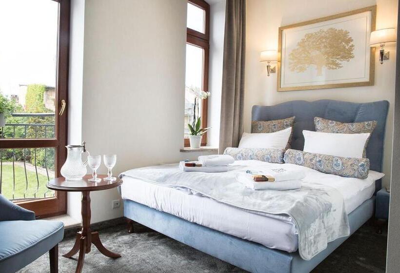 Номер Стандарт с Балконом, Villa Mistral