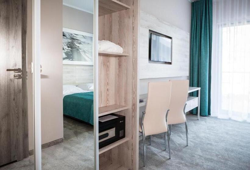 Номер Deluxe Вид на Море с Балконом, Max Health Resort Spa