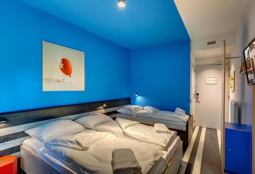اتاق استاندارد سه نفره, Meininger Hotel Bruxelles Gare Du Midi