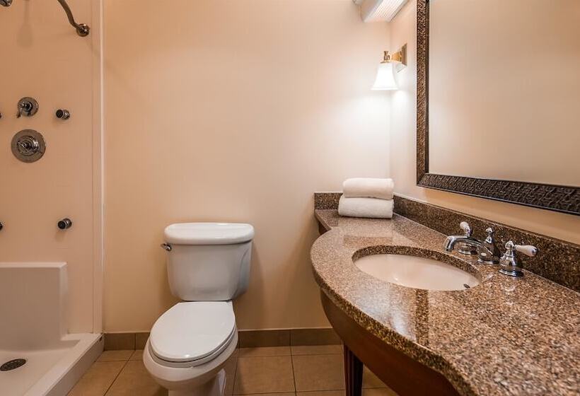 سوییت جونیور, Best Western Adams Inn Quincy Boston