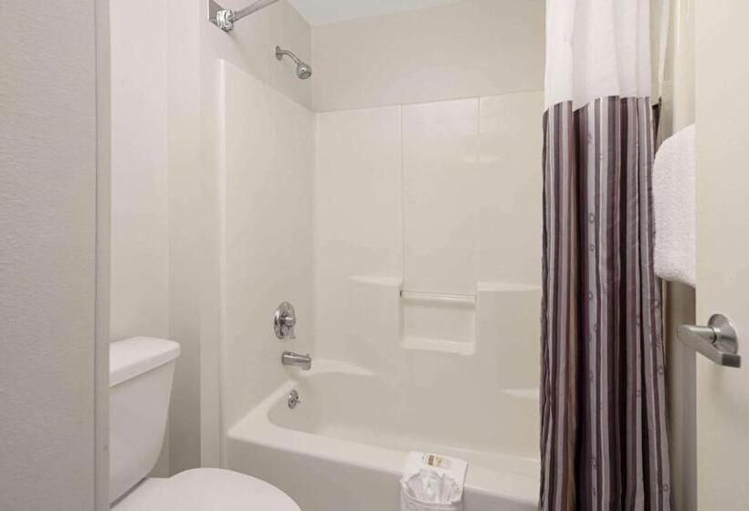 스위트 킹사이즈 침대, La Quinta By Wyndham Naples East