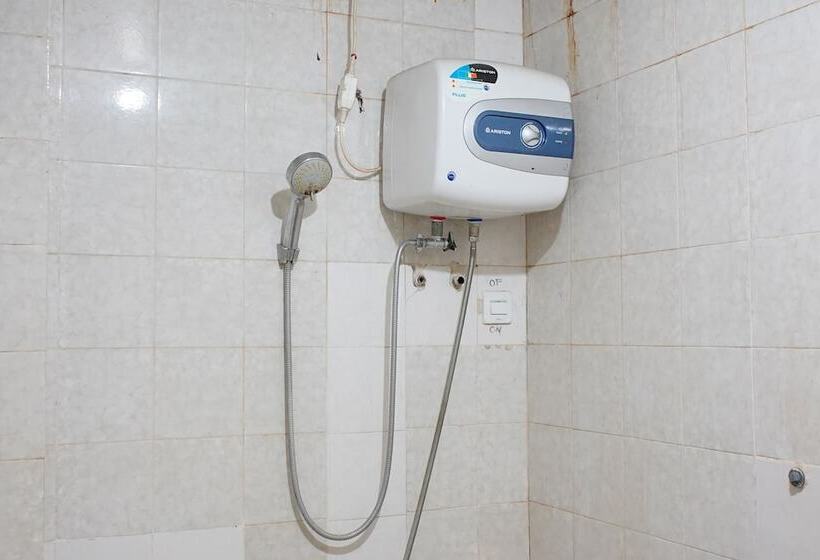 디럭스 룸, Oyo 1333 Wisata