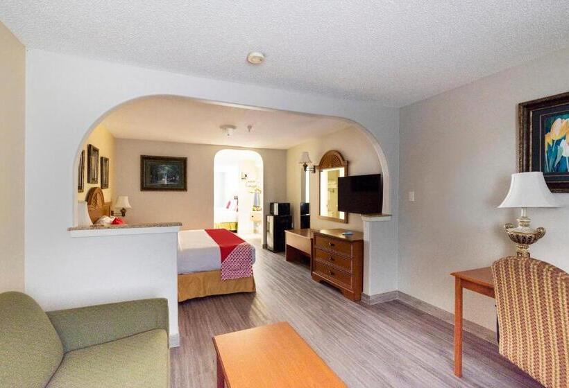 Люкс 3 Спальни, Red Roof Inn Stafford, TX