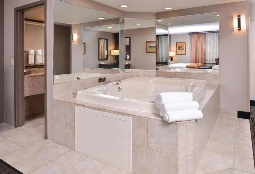 스위트 킹사이즈 침대, Best Western Plus Kelly Inn