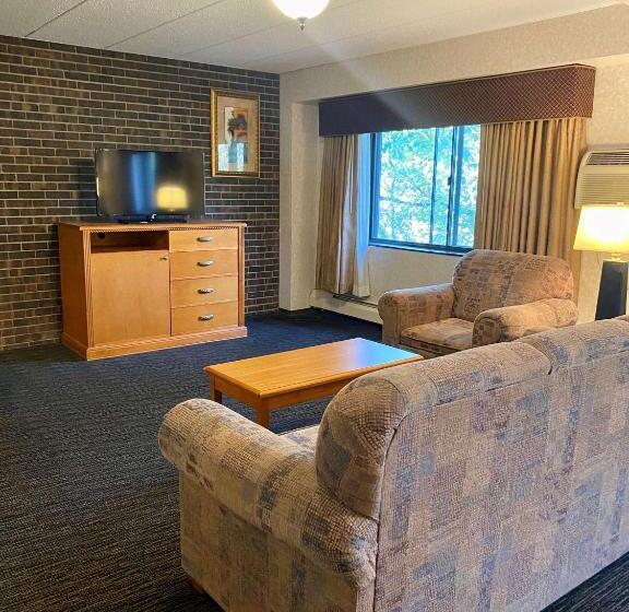 장애인을 위한 스위트, Best Western Plus Kelly Inn