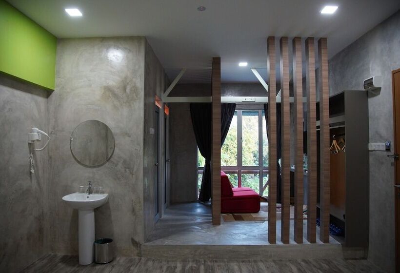 수피리어 패밀리 룸, Rick Resort Teluk Intan