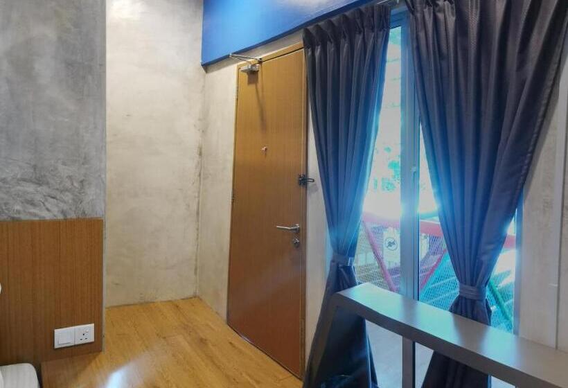 스탠다드 룸 킹사이즈 침대, Rick Resort Teluk Intan