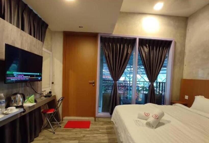 발코니 디럭스 룸, Rick Resort Teluk Intan