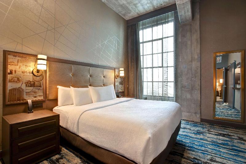 Suite King Size Seng, Embassy Suites By Hilton Rockford Riverfront