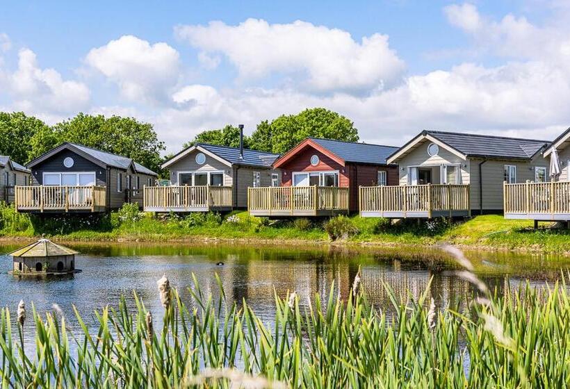 Семейный Номер, The Bay Filey