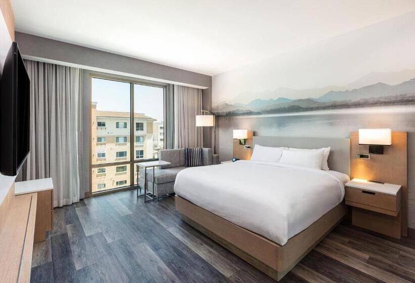 장애인을 위한 스위트, Courtyard By Marriott Los Angeles Monterey Park