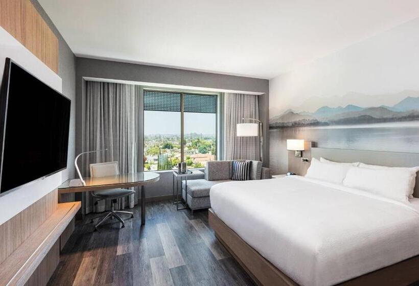장애인을 위한 킹사이즈 침대 스탠다드 룸, Courtyard By Marriott Los Angeles Monterey Park