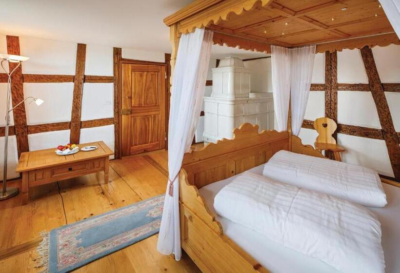 Номер Стандарт, Historische Residenz Lindeneck
