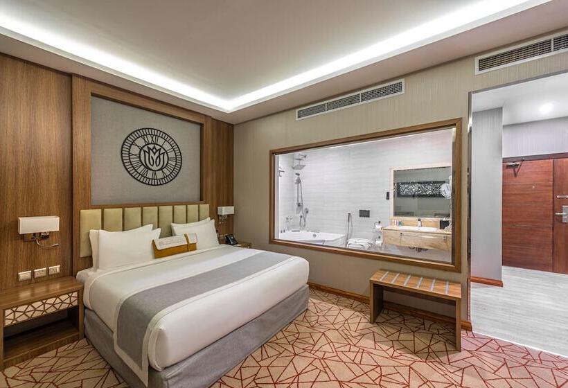 Номер Deluxe, فندق كراون روز الصحافة Crowne Rose Alsahafa