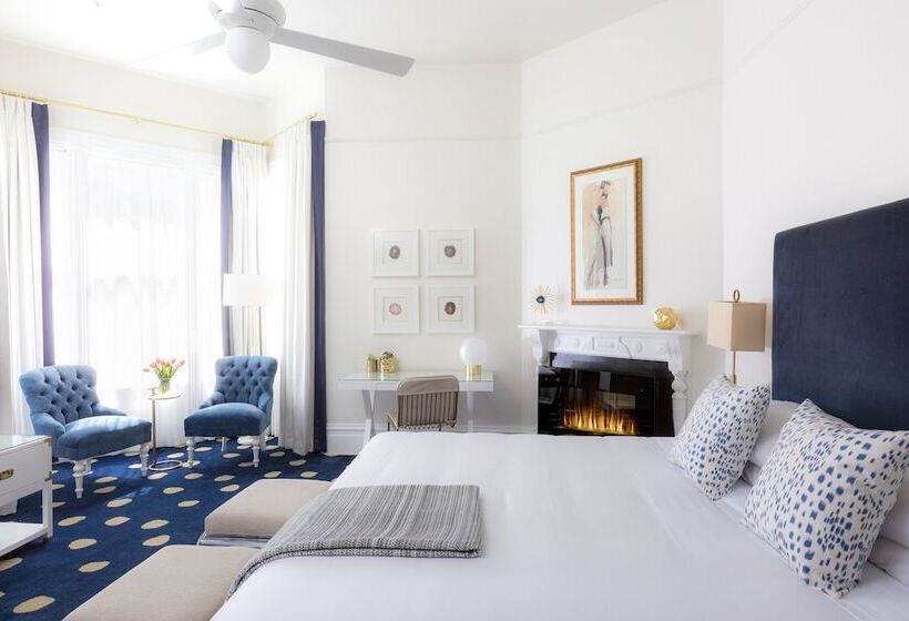 Номер Deluxe с Балконом, The White House Napa Valley