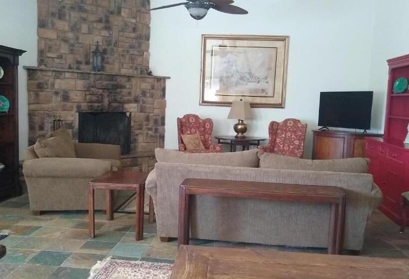 Апартаменты 3 Спальни, Dogwood Springs Lodgings