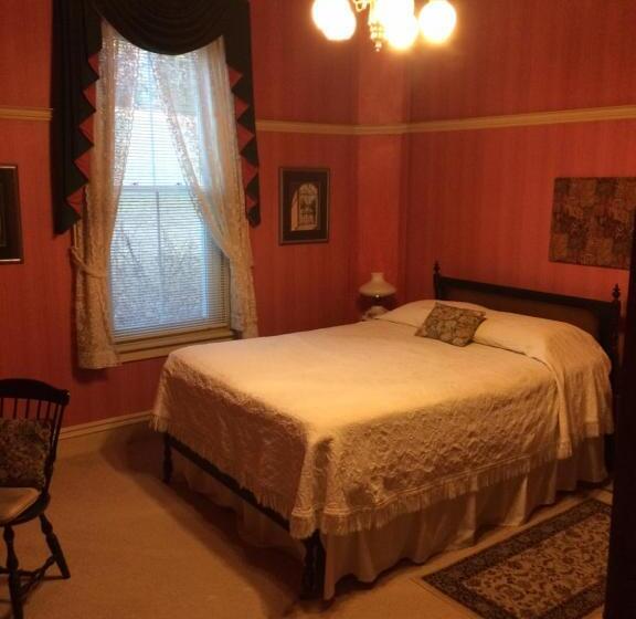Номер Deluxe, Antique Mansion B & B