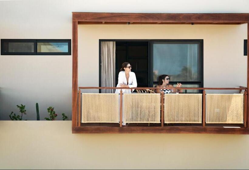 Номер Deluxe Вид на Море с Балконом, Norte Suites Boutique