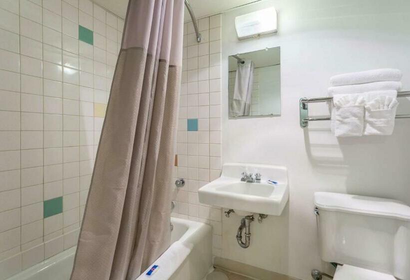 اتاق لوکس, Motel 6butte, Mt  Historic City Center