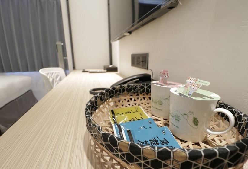 اتاق استاندارد سه نفره, Green Hotel   Chiayi