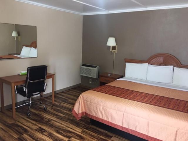 Номер Стандарт Индивидуальный, Hilltop Inn