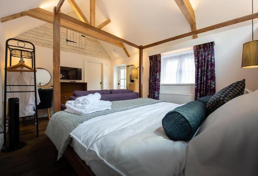 Номер Deluxe, The Withies Inn