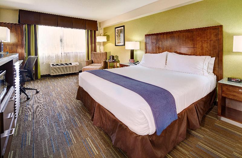 Стандартный Номер Кровать Кинг, Holiday Inn Express San Diego South   National City, An Ihg